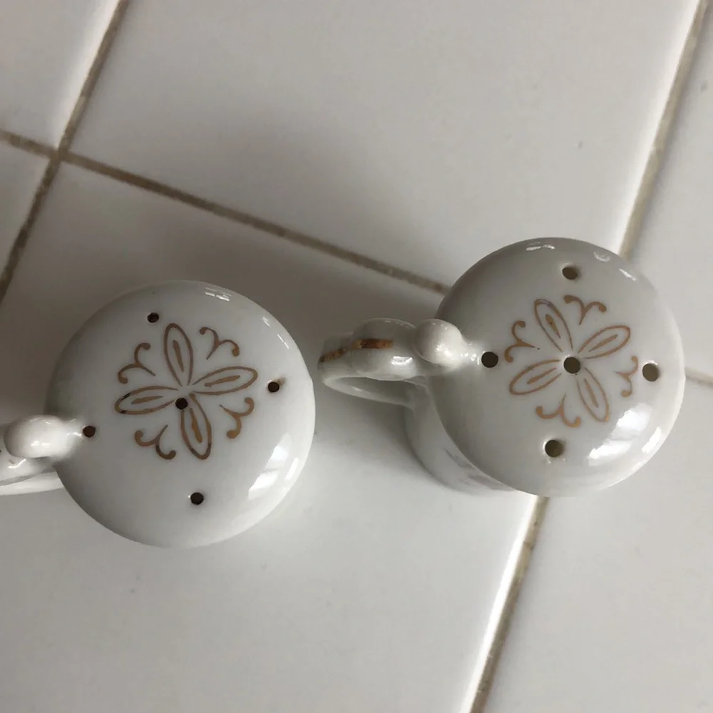 unknown vintage floral